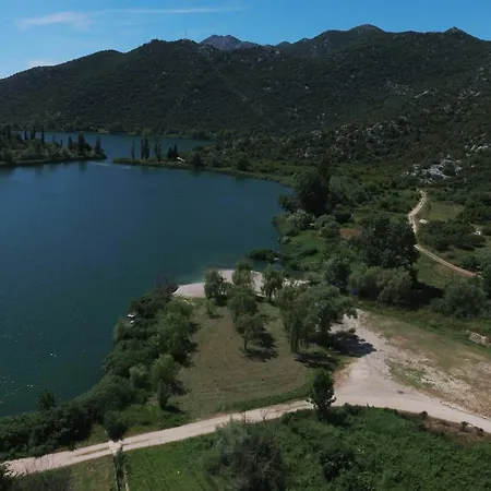 Apartman Seven Lakes * Peracko Blato